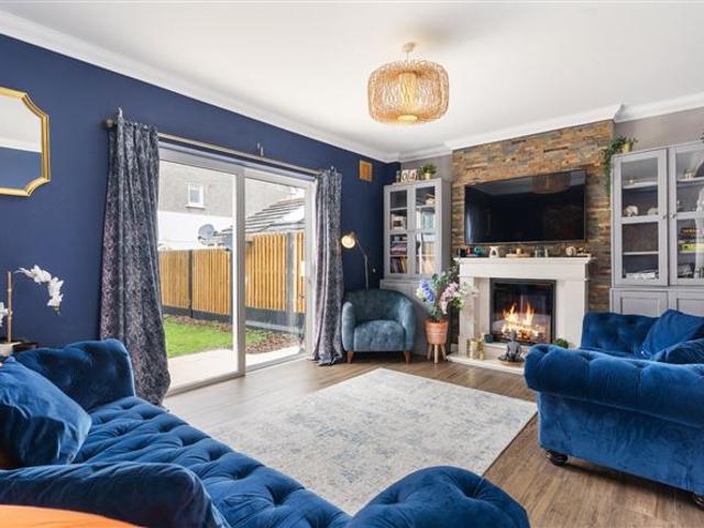 595,000 | 6 Stocking Wood Green, Stocking Avenue, Rathfarnham, Dublin 16 DNG Rathfarnham 4998 MyHome. Ie Residential