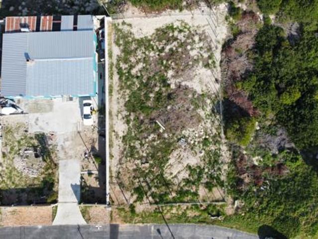 595 m² Land available in Hawston