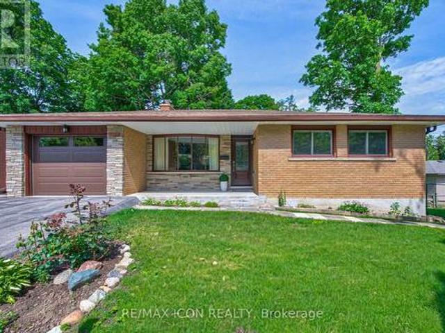 598 Glen Forrest Boulevard, Waterloo, ON, N2L 4J8 house for sale | Listing ID X13439 | Royal LePage