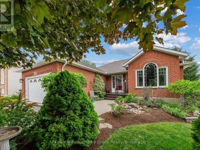 599 Harvey Street, Centre Wellington Fergus, ON, N1M 3J4 house for sale | Listing ID X13430 | Royal LePage