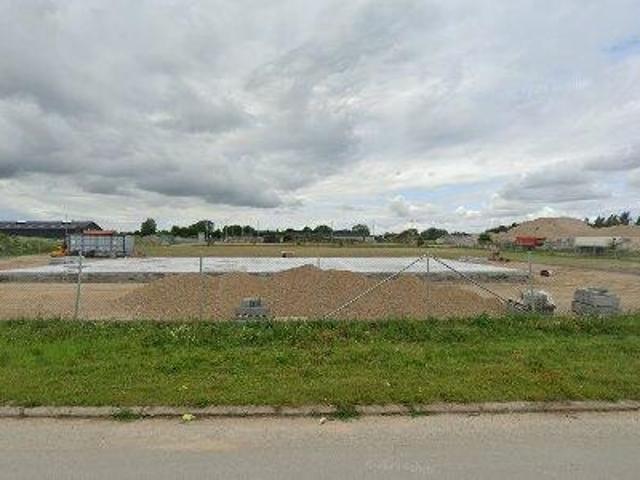 599 m2 lager, produktion til salg i Årslev
