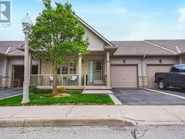 59 34 Southbrook Drive, Hamilton, ON, L0R 1C0 condo for sale | Listing ID X12139 | Royal LePage