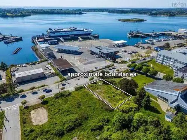 59 Water Street, Yarmouth, NS, B5A 1L4 vacant land for sale.