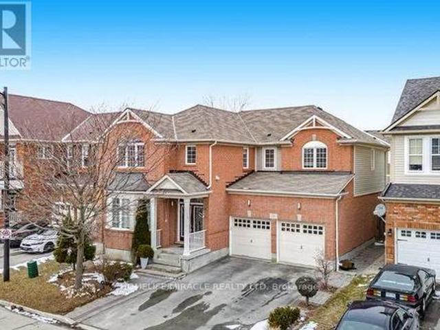 59 Apple Drive, Cambridge, ON, N3C 0E7 house for sale | Listing ID X13464 | Royal LePage