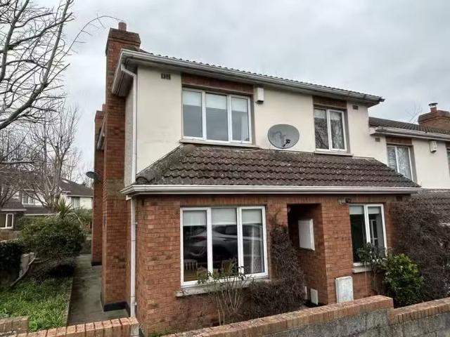 59 Glasnevin Woods, Glasnevin, Dublin 11 is for rent