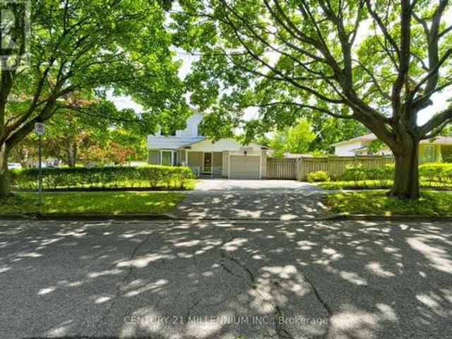 59 Lewis Crescent, Kitchener, ON, N2A 2T7 house for sale | Listing ID X13603 | Royal LePage