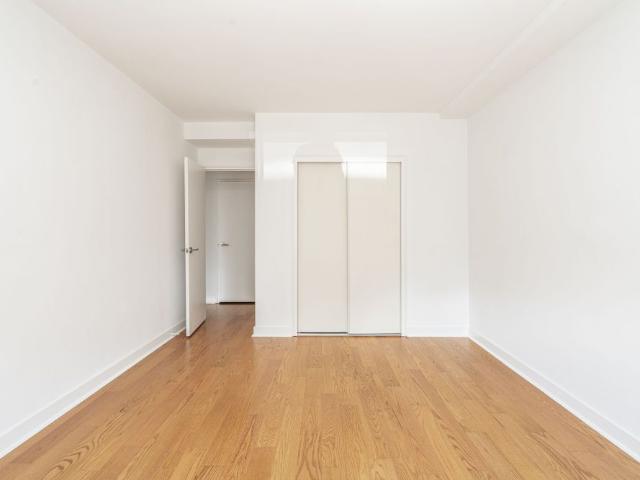 5 Mallory Gdns
