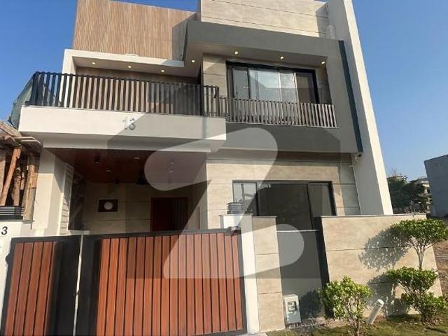 5 Maral House Available Sale 3 Bed Accomodations 1 Kitchen 1 Servant In Bahria Enclave Islamabad Bahria Enclave