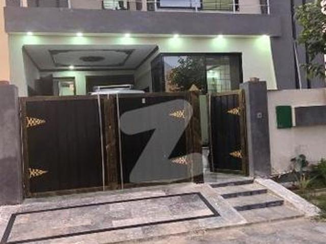 5 Marla Modern Design House For Sale In Bahria Nasheman Lahore Bahria Nasheman