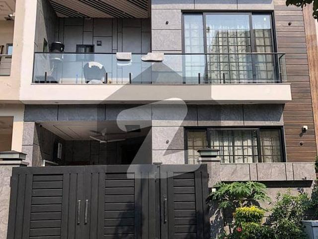 5 Marla Modern Design Lavish House For Sale In Park View City Lahore For Discounted Price And Original Pictures Download The App Signature Lands