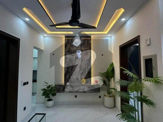 5 Marla Modern Design Lavish House For Sale In Park View City Lahore | For Discounted Price And Original Pictures Download The App Signature Lands Park View City