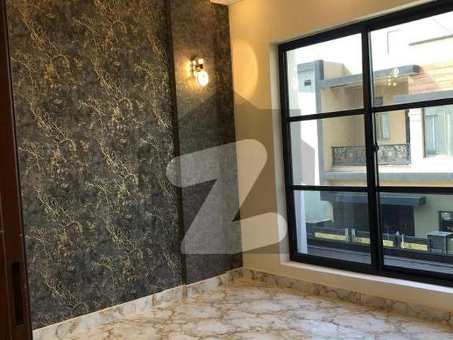 5 Marla Modern Design Lavish House For Sale In Park View City Lahore | For Discounted Price And Original Pictures Download The App Signature Lands. Park View City Platinum Block
