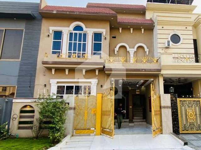 5 Marla Modern House Available at reasonable price in Citi Housing Gujranwala