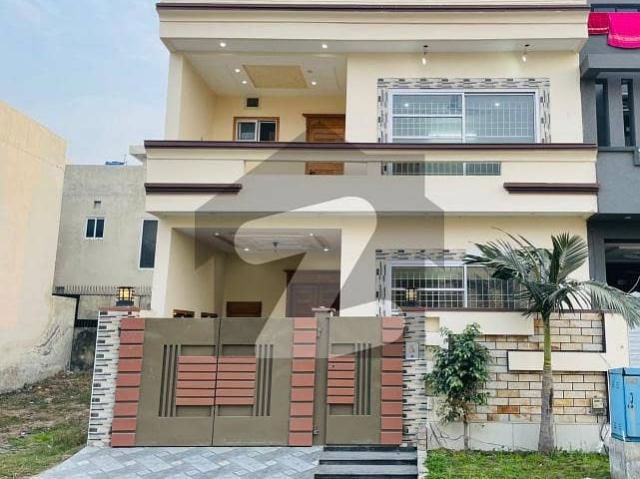 5 Marla modern House available for Sale at investor rate in block Ff Citi Housing Gujranwala