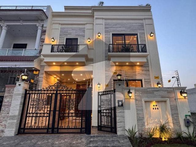 5 Marla Modern House Available For Sale At Prime Location In Citi Housing Gujranwala