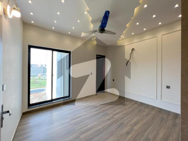 5 Marla Modern House For Sale in Lake City Sector M 6
