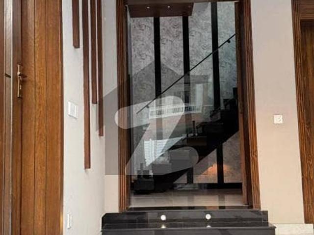 5 Marla Modern House For Rent In Bahria Town Lahore