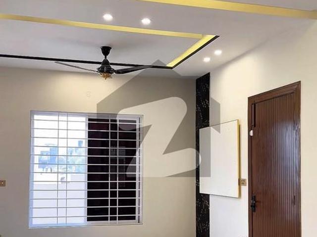 5 Marla New House 4 Bedrooms Ideal Location Near Park Masjid And Market Bahria Town Phase 8 Block M