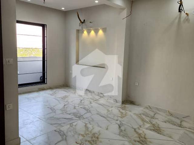 5 marla new house available for sale