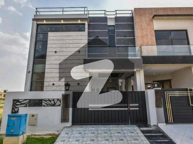 5 Marla Out Class Stylish Luxury Bungalow For Rent In DHA Phase 9 Town Lahore