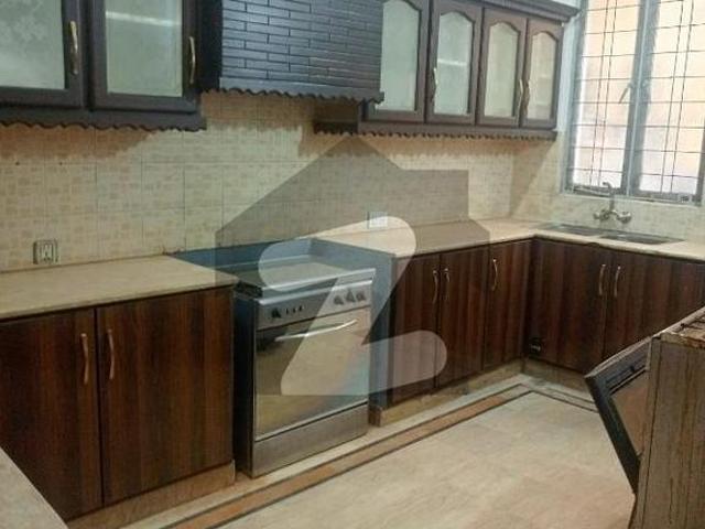 5 Marla Beautiful House Available for Rent at top location of DHA Phase 3