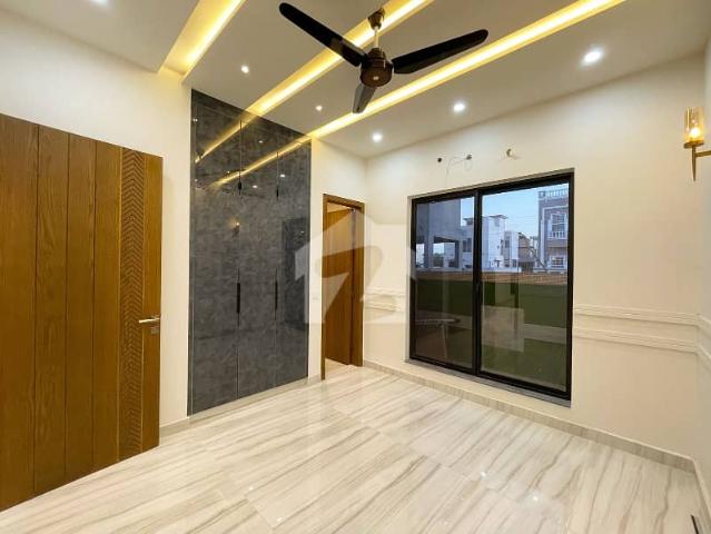 5 Marla Beautiful House Available For Sale Owner Built House
