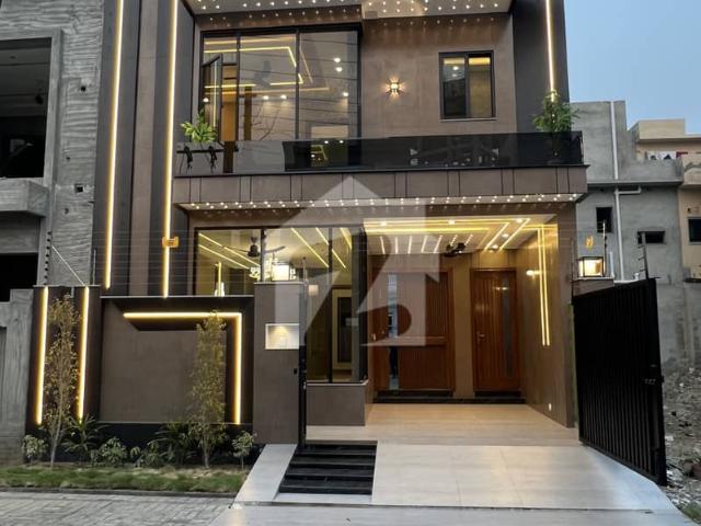 5 Marla Beautiful House For Sale In Central Park Housing Society Lahore