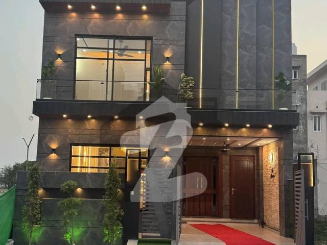 5 Marla Beautiful House For Sale In Central Park Housing Society Lahore