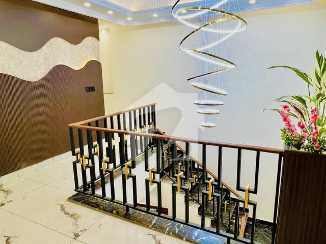 5 Marla Beautiful Luxury Triple Storey House Available For Sale In Buch Villas Multan