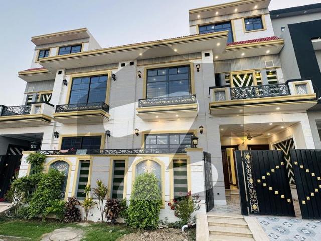 5 Marla Beautiful Modern House Is Available For Sale In Very Reasonable Price In Central Park Lahore Central Park Block A1