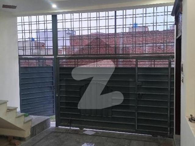 5 Marla Bran New Single Storey House For Rent Razaq Twon Chakra Road. Misryal Road