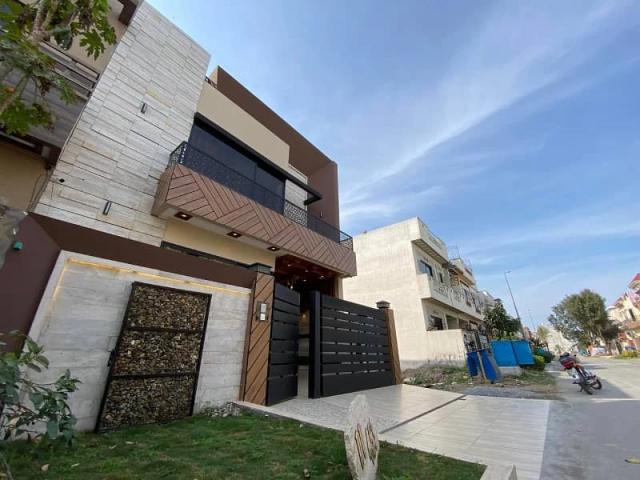 5 Marla Brand New Triple Story House Available For Sale DD Block Prime Location In Citi Housing Gujranwala Citi Housing Society ID 92604