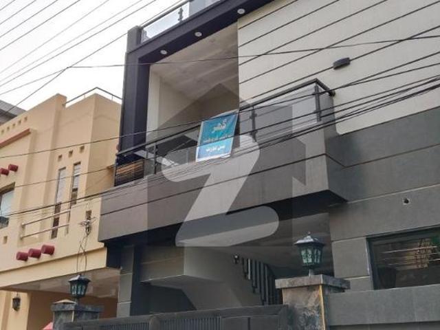 5 Marla Brand New Ultra Modern Design House For Sale In Sunfort Garden Society Prime Location Pine Avenue Road Near UCP University, Abdul Sattar Eidi Road Motorway M2, Shaukat Khanum Hospital Architects Engineers Housing Society