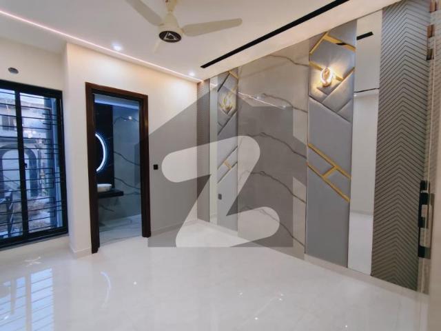 5 Marla Brand New Ultra Modern House For Sale In Johar Town Near To Main Road Or Kanal Road Johar Town Phase 2