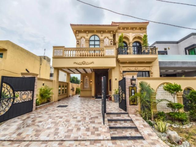 5 Marla Brand New Ultra Moderate House For Sale Lahore DHA 9 Town ID 77001