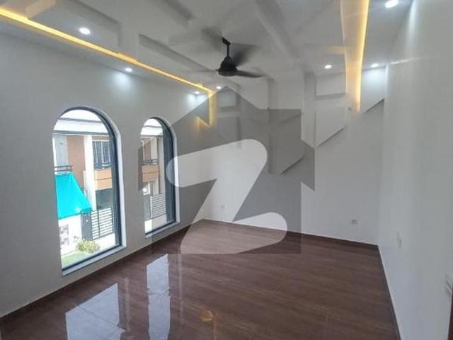 5 Marla Brand New Victorian Style House for Sale in Paragon City