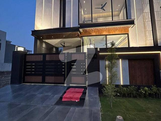 5 Marla Brand New Beautifully Designed Modern House For Sale At Super Hot Location DHA 9 Town