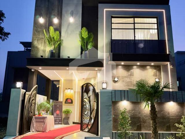 5 Marla brand new Bungalow For Sale in DHA 9 Town