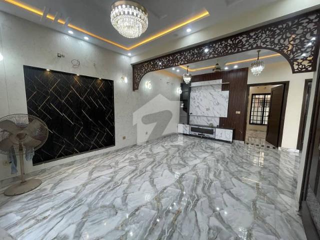 5 Marla Brand New Designer House For Sale In Bahria Town