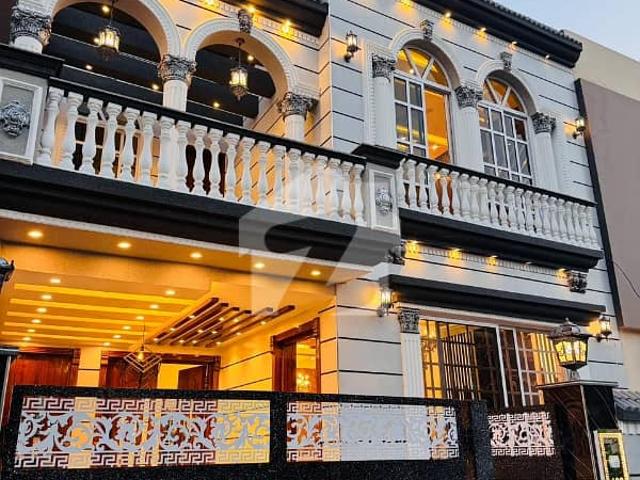 5 marla brand new fully furnished luxury house available for rent in secter d, aa block bahria town