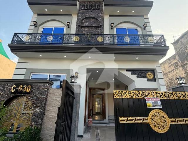 5 Marla Brand New House Available For Sale in Gulberg Residencia Block C