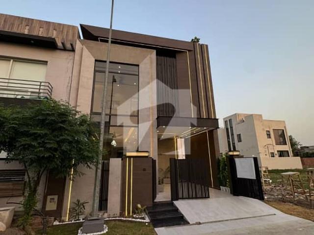 5 Marla Brand New House Available for Sale in DHA Phase 7 Lahore Hot Location