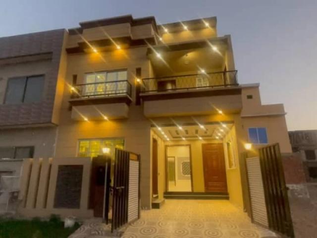 5 Marla Brand New House Available For Sale Lahore Park View Villas ID 87695