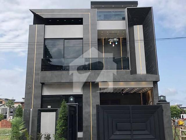 5 Marla Brand New House For Sale And Direct Meeting With Owner In Park View City Lahore