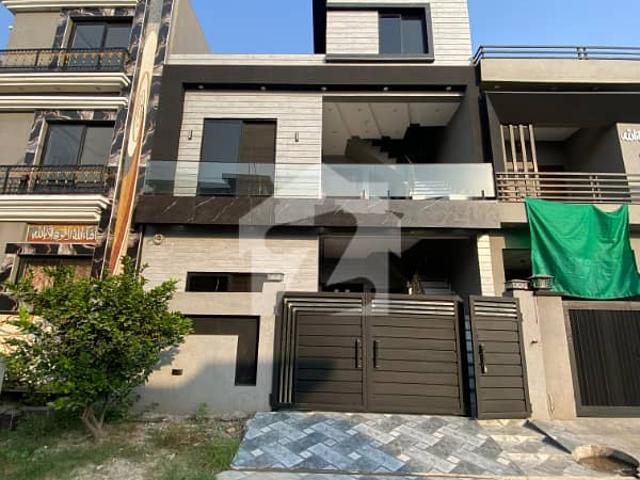 5 Marla Brand New House For Sale And Direct Meeting With Owner In Park View City Lahore