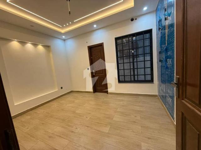 5 Marla Brand New House For Sale At Prime Location Eastern Extension Block Bahria Orchard Lahore