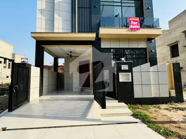 5 marla brand new house for sale in_close to tariq garden