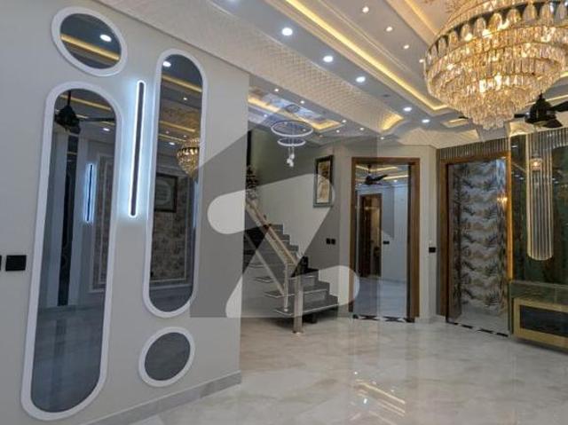 5 Marla Brand New House for Sale in Executive Block Park View City, Lahore Park View City Executive Block