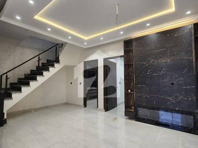 5 Marla Brand New House For Sale In Lake City Sector M6