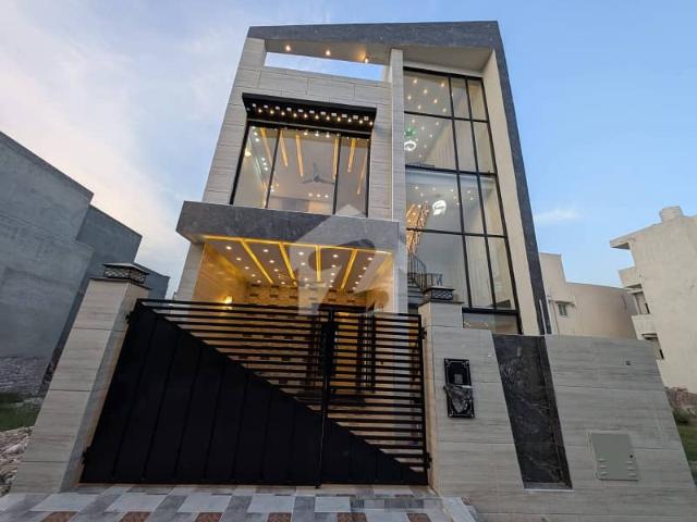 5 Marla Brand New House For Sale In Lake City Sector M6